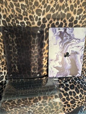 Apple Laptop with black Marble Protective Shell